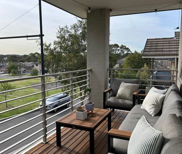 Modern two bedroom duplex - Photo 1