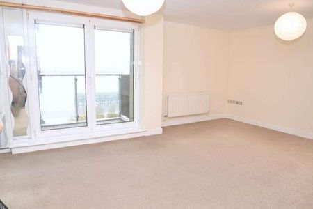 Sark Tower, Erebus Drive, West Thamesmead, SE28 - Photo 2