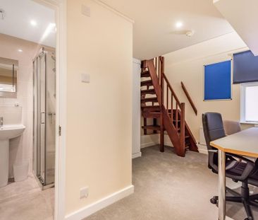 Studio to rent - Photo 6