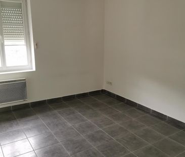 Sur la commune de MONTELIMAR (26) un T2 de 42m² avec bureau proche ... - Photo 2