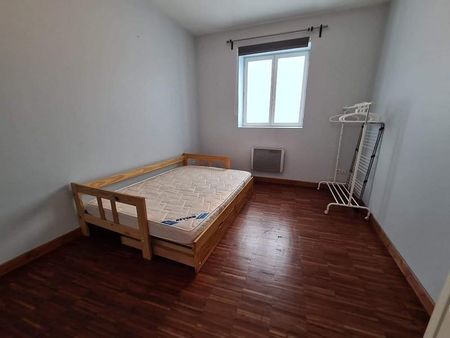 Appartement à Louer à LILLE 1440 € - Photo 4