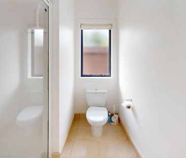 Central Palmerston North - 2 Bedrooms - Photo 3