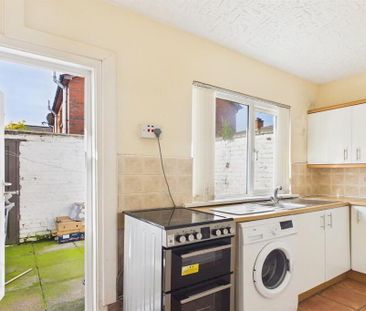 42 Devon Parade, Belfast, BT4 1LT - Photo 6