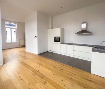 Appartement te huur - Foto 1