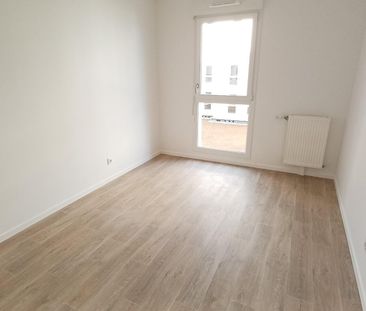 location Appartement T3 DE 61.54m² À VIRY-CHATILLON - Photo 2