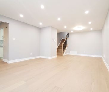 For Lease - 20 Rakewood Crescent, Toronto, Ontario - Photo 4