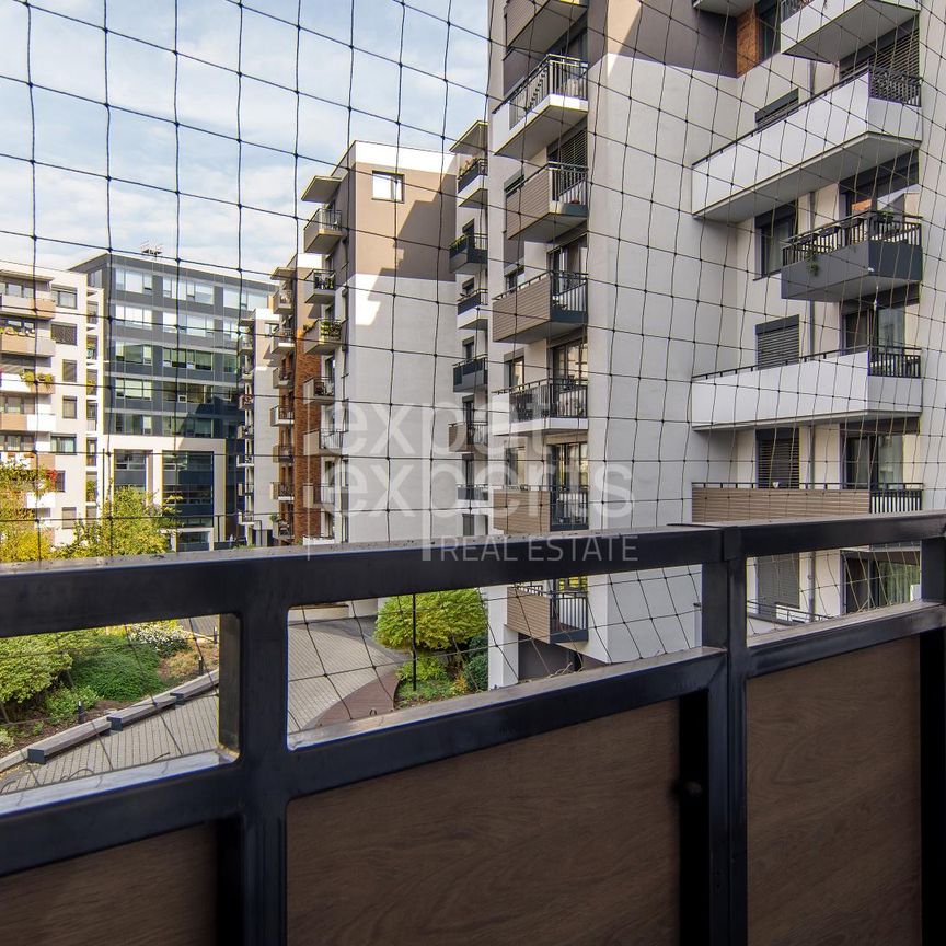 Príjemný, svetlý 3i byt 74m2, s A/C, balkónom a parkovaním, STEIN - Photo 1