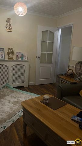 3 bed Terraced in GraceWay , Stevenage, SG1 5AU - Photo 5