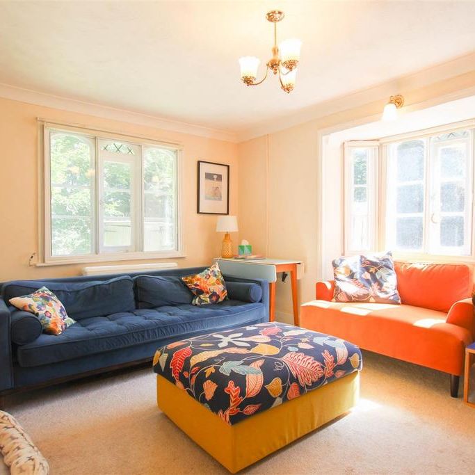 3 bedroom semi-detached house to rent - Photo 1