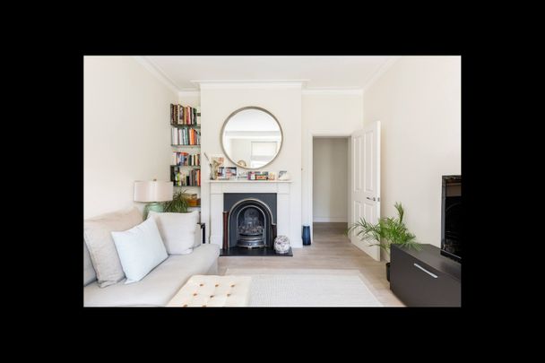 Room in a Shared Flat, Waldemar Avenue Mansions, SW6 - Photo 1