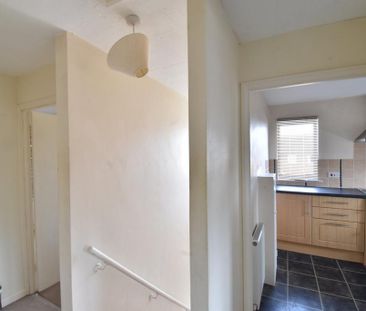 2 bedroom maisonette to rent - Photo 3