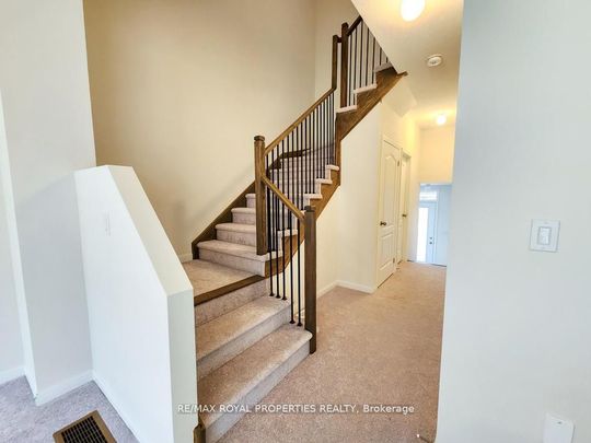 Townhouse For Lease | E8118420 - Photo 1