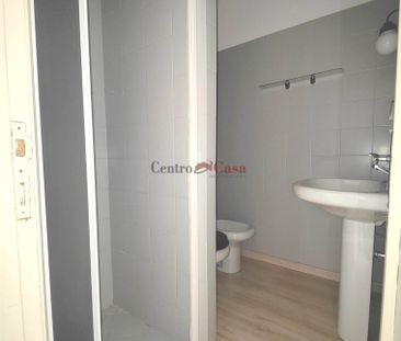 Appartamento non arredato, di ampia metratura, con 3 camere! - Photo 1