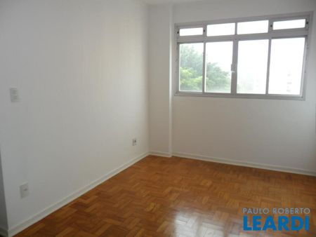 Apartamento - Photo 2