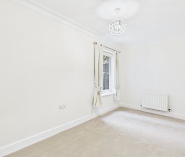 The Grange, 74 Packhorse Road, Gerrards Cross,SL9 - Photo 3