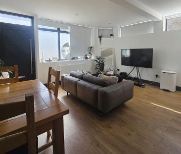 2 bedroom ground floor maisonette to rent - Photo 1