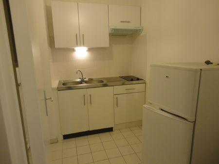 STUDIO ORSAY ILOT DES COURS - Photo 4