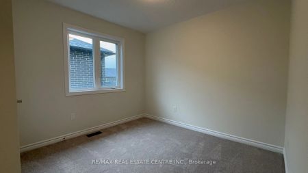 Property For Lease | X9251722 - Photo 5