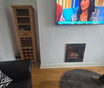 2 bedroom semi-detached house to rent - Photo 2