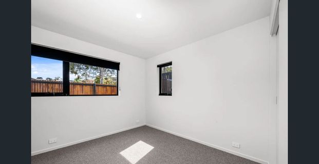 Stunning 2022 Custom-Built Home with Views, Energy Efficiency & Modern Living - Photo 1