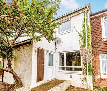 May Tree Close, Winchester, SO22 - Photo 2