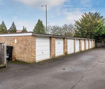 East Hill, Oxted, RH8 - Photo 3