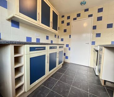 2 bedroom maisonette to rent - Photo 4