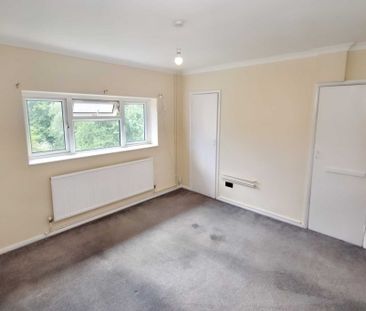 2 bed Flat for rent - Photo 1