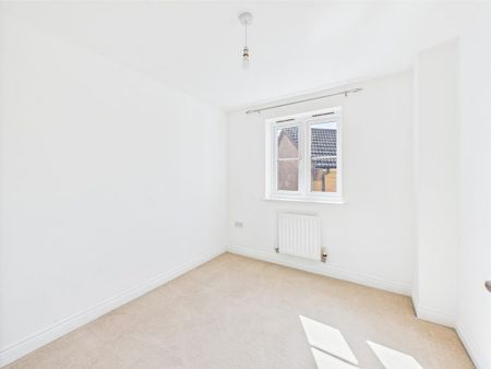 4 bedroom townhouse to rent - Photo 3
