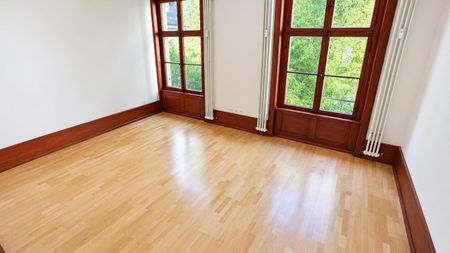 Stilvolles Wohnen auf zwei Etagen am Puls von Basel - Foto 2