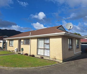 4/30 Leighton Avenue, Waiwhetu - Photo 2