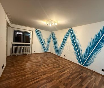 2 Zimmer Wohnung mit EBK, Aufzug, Balkon, Keller TOP AUSSICHT ‼️ - Foto 1