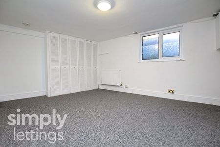 1 Bed property for rent - Photo 4