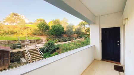 Apartamento T1 para Arrendamento no Estoril - Photo 3