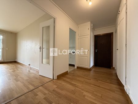 Apartment - Photo 3