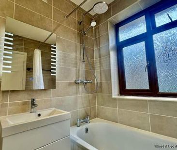 3 bedroom property to rent in Frome - Photo 2