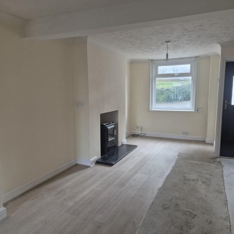 South Street, Crewkerne - Photo 1