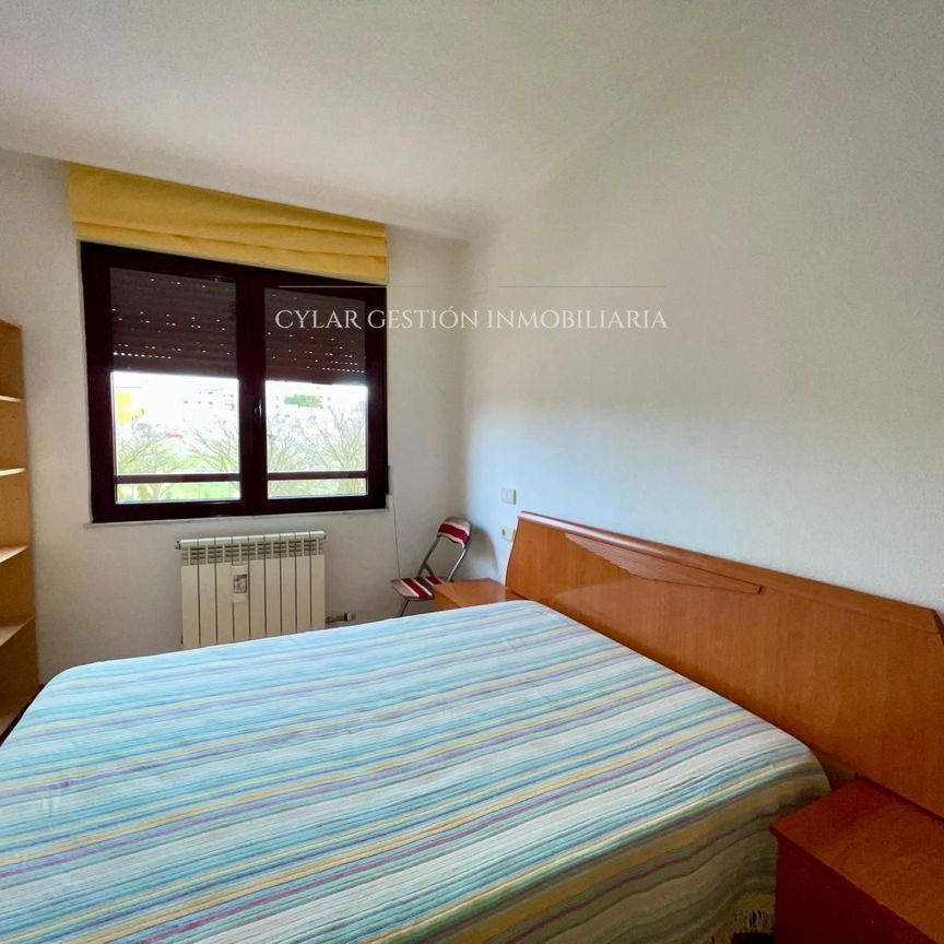 Piso de alquiler en Luis Sala Balust, Pizarrales - Photo 1