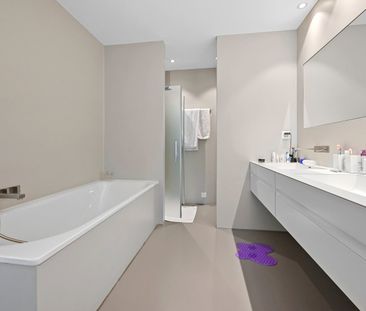 La Tour-de-Peilz - rue du Temple 1 - magnifique villa de 8.5 pièces - Photo 6