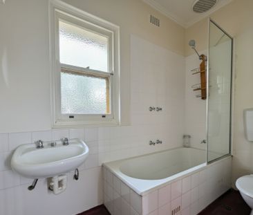 Leafy Living in Premium Plympton � Between City and Sea - Photo 4