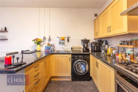 2 bedroom apartment to rent - Photo 2