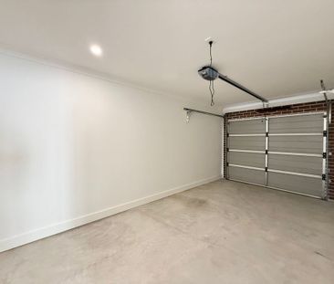 58 Hillgate Drive, Thornton - Photo 6