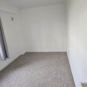 Room in a Shared Flat, Keal Avenue, G15 - Photo 2