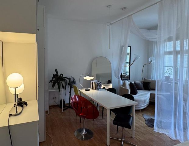 2 Zimmerwohnung zur Untermiete - hell, centrale aber ruhige Lage - Foto 1