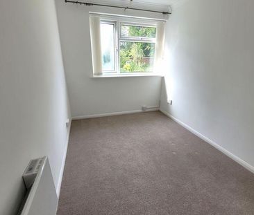 2 bedroom maisonette to rent - Photo 3