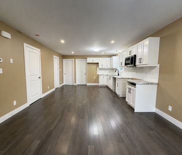 For Lease - 18 Huff Avenue, Brantford, Ontario - Photo 5
