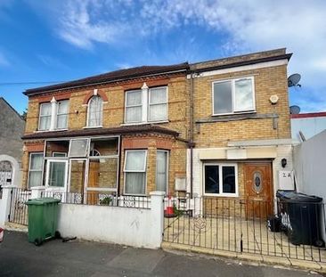 1 bedroom ground floor maisonette to rent - Photo 1