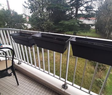 location Appartement T3 DE 75.57m² À SAINT MAUR DES FOSSES - Photo 2