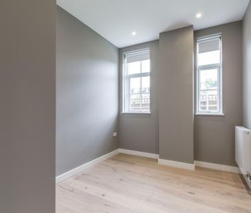 3 bedroom ground floor flat to rent - Photo 2