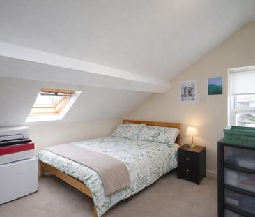 Flat D, 364 High Street - Photo 1